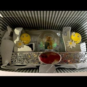 New in box - THINGS REMEMBERED “LOL” SNOW GLOBE - Snow Globe “LOL”